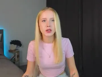 adele_armas Image 10