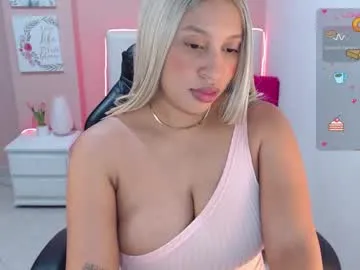 angelina_mia Image 10