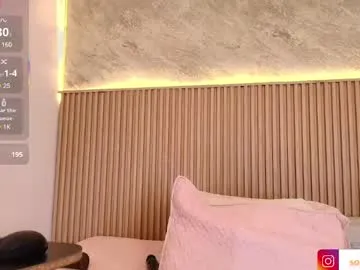 big_tits_in_your_face Image 4