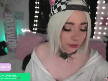 crimsonkitten Image 2