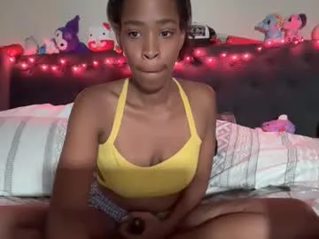 cum2charmxx Image 12