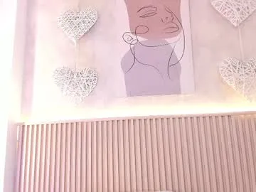 daiana_curly Image 15