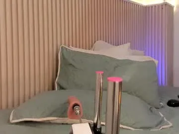 daiana_curly Image 9