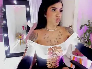 emmarusselx Image 18