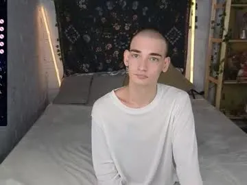 forever_eren's Thumb Image