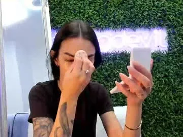 hotfallingdevil Image 5