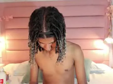 maxim_walker Image 15