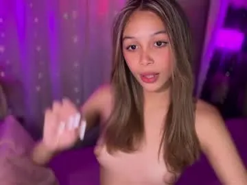 triana_ortega Image 12