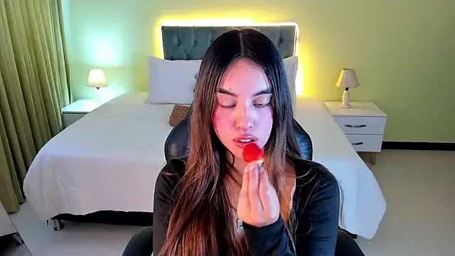 _Charlotte_evans_1 Image 3