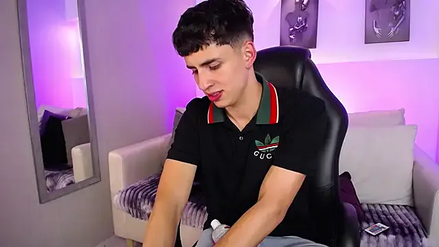 AdrianRinaldi Image 8