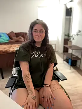 Alix_Valentine Image 14