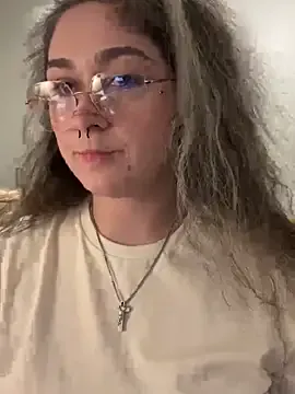 Alix_Valentine Image 5