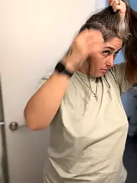 Alix_Valentine Image 9