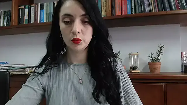 amellie_ros's Thumb Image