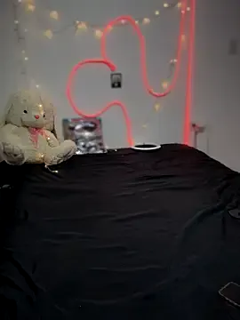 Antonellastrip_ Image 12