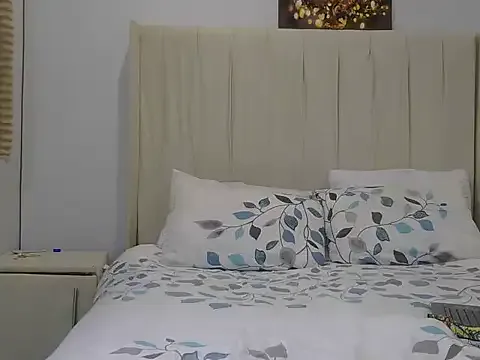 BhadBhad_Kitty Image 7