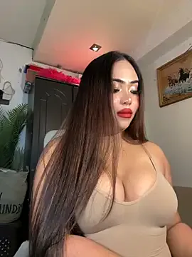 BigDominaMia Image 14