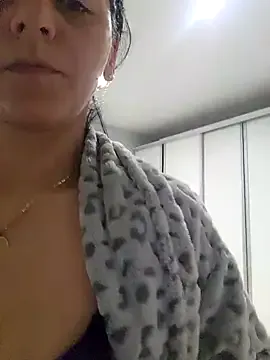 bruneta_sexy23's Thumb Image