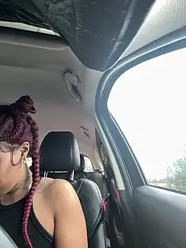 butterflybootyy's Thumb Image