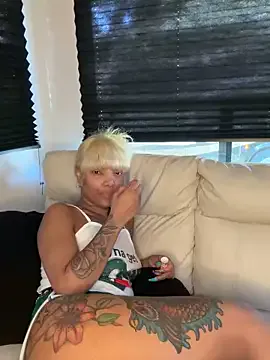 butterflybootyy Image 8