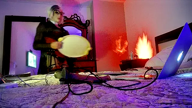 CharlotteVixxens Image 17