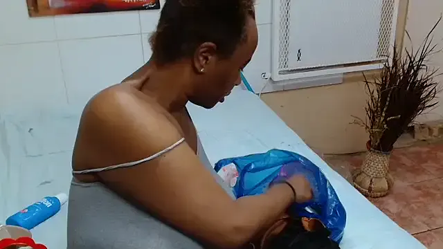 DeliciuosCindy Image 5