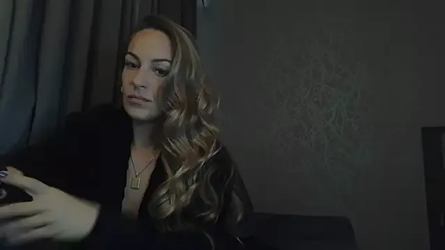 Edenfox-'s Thumb Image