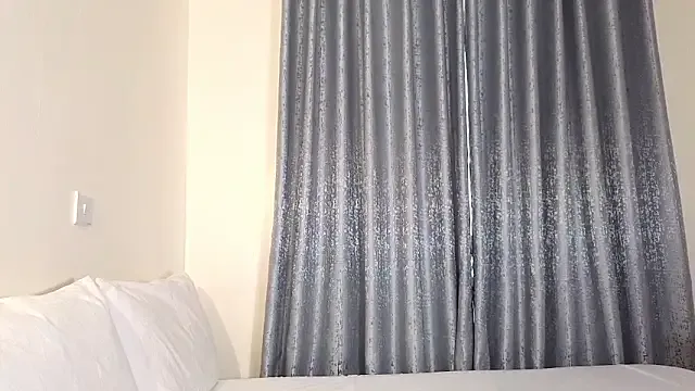 Elegant_Ebony Image 4