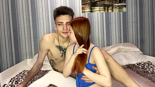 EmiliaCouple Image 13