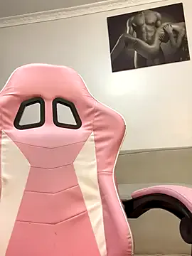 Lil-shawrie Image 18