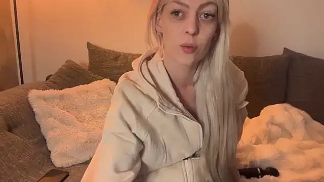 Melina_Diamond Image 6