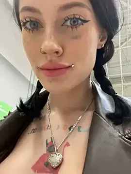 Melissa_crazy Image 6