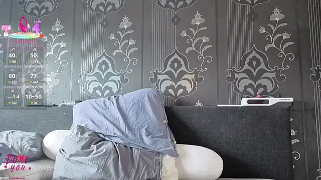 NaomiAndFriends Image 5