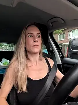 NaomiAndFriends Image 8