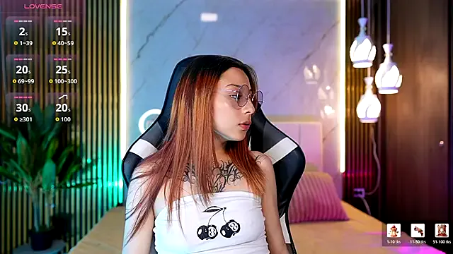 Nickie_reed_ Image 4