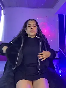 NINA_18_YEARS Image 6