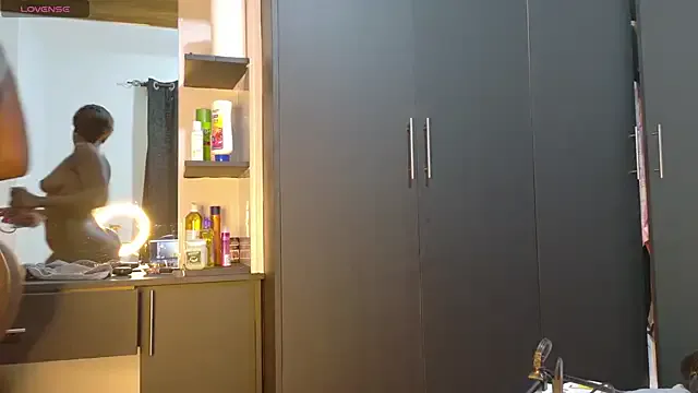 online_bestie's Thumb Image