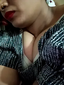 Reena_couple502 Image 4