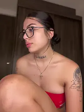 Sarasanders_4's Thumb Image