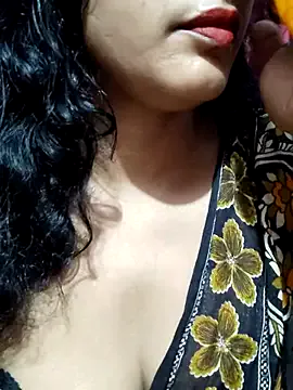 spicysuhana Image 14